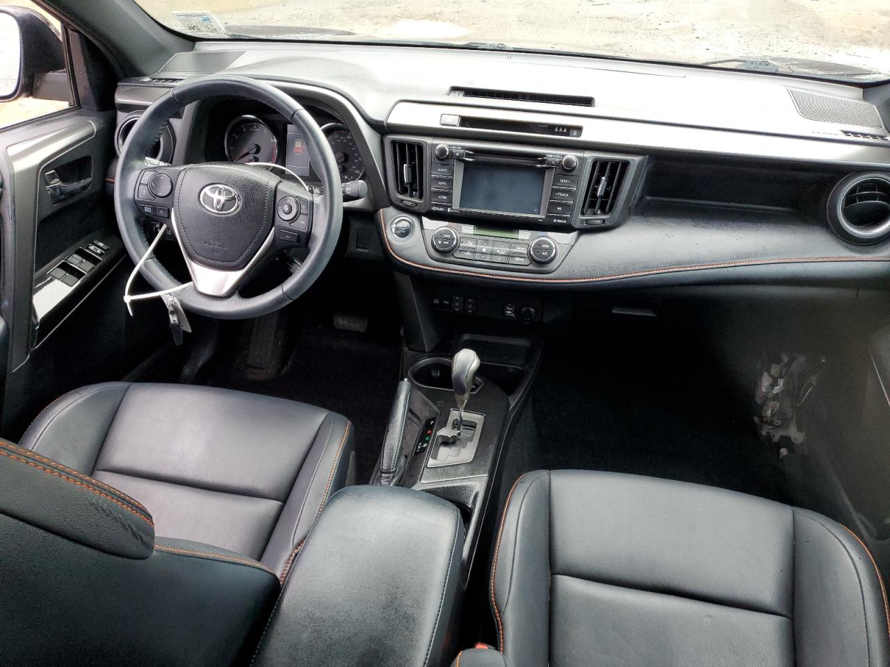 2018 Toyota RAV 4 - Image 8