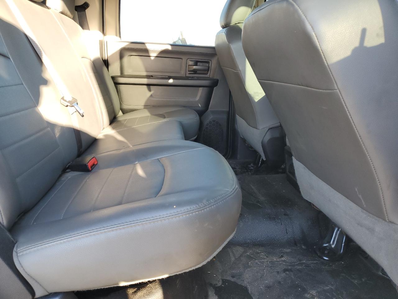 2017 RAM 4500 - Image 10