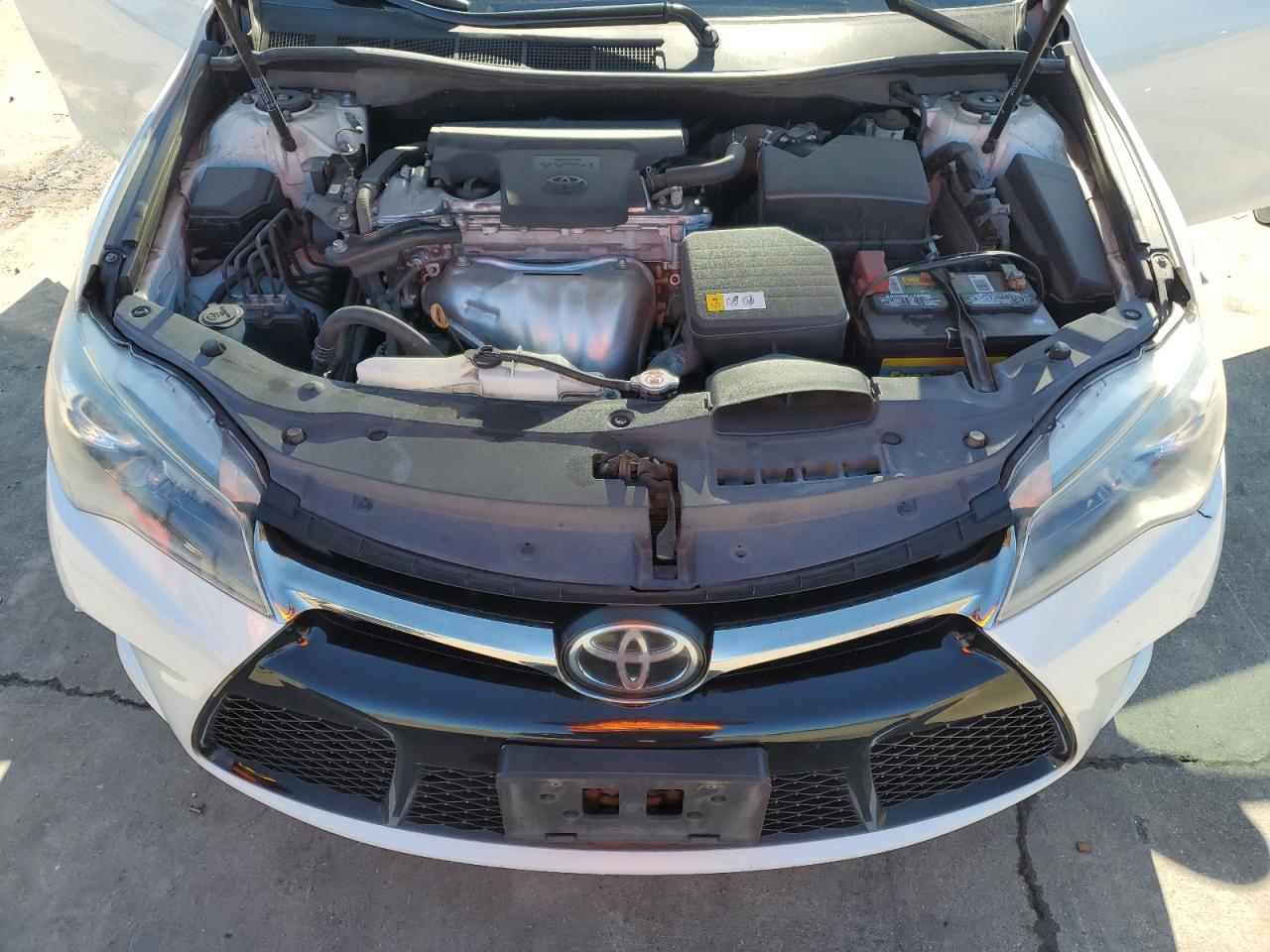 2017 Toyota Camry - Image 12