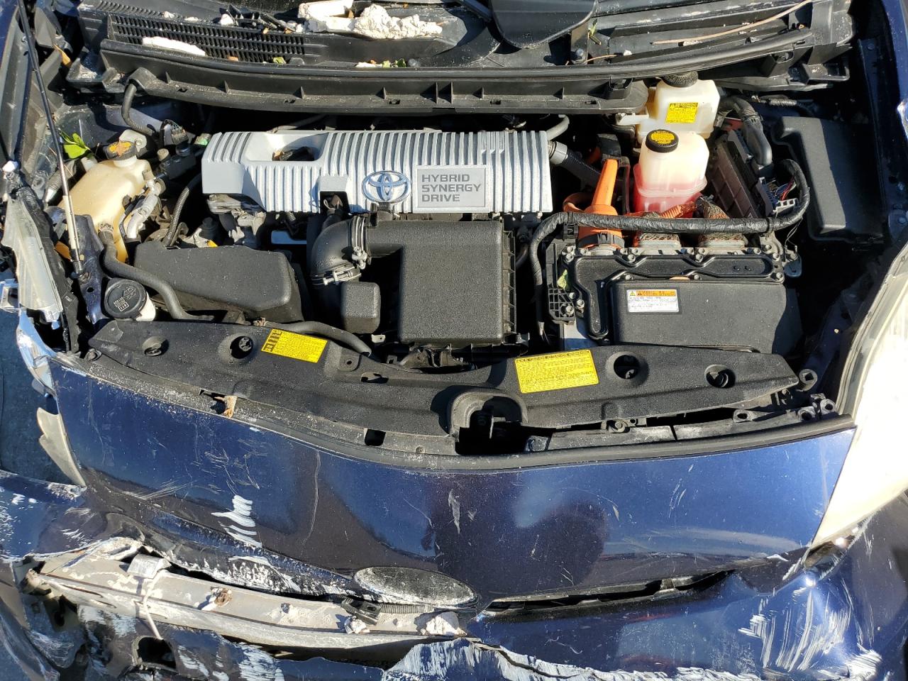 2014 Toyota Prius - Image 12