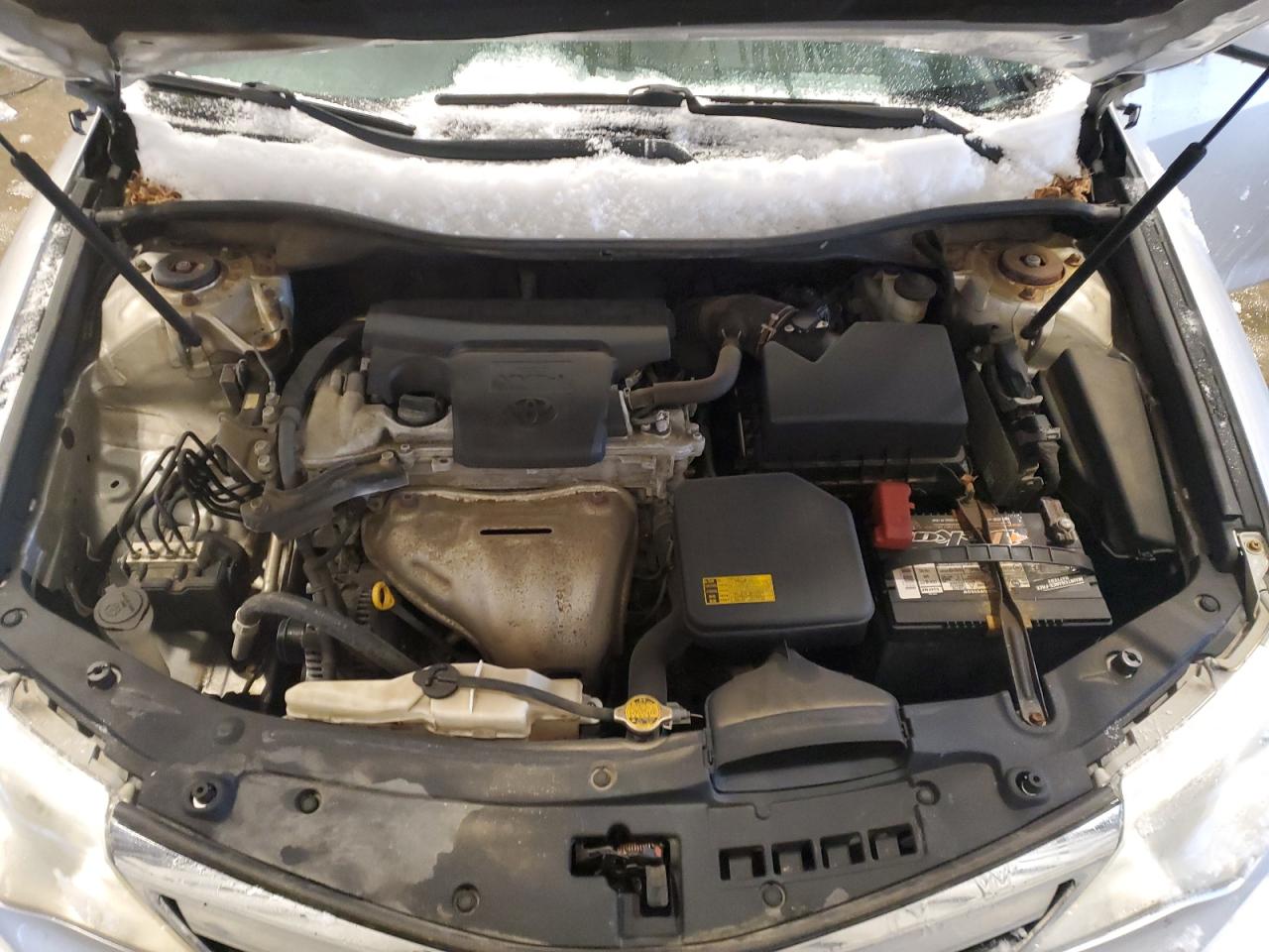 2012 Toyota Camry - Image 11