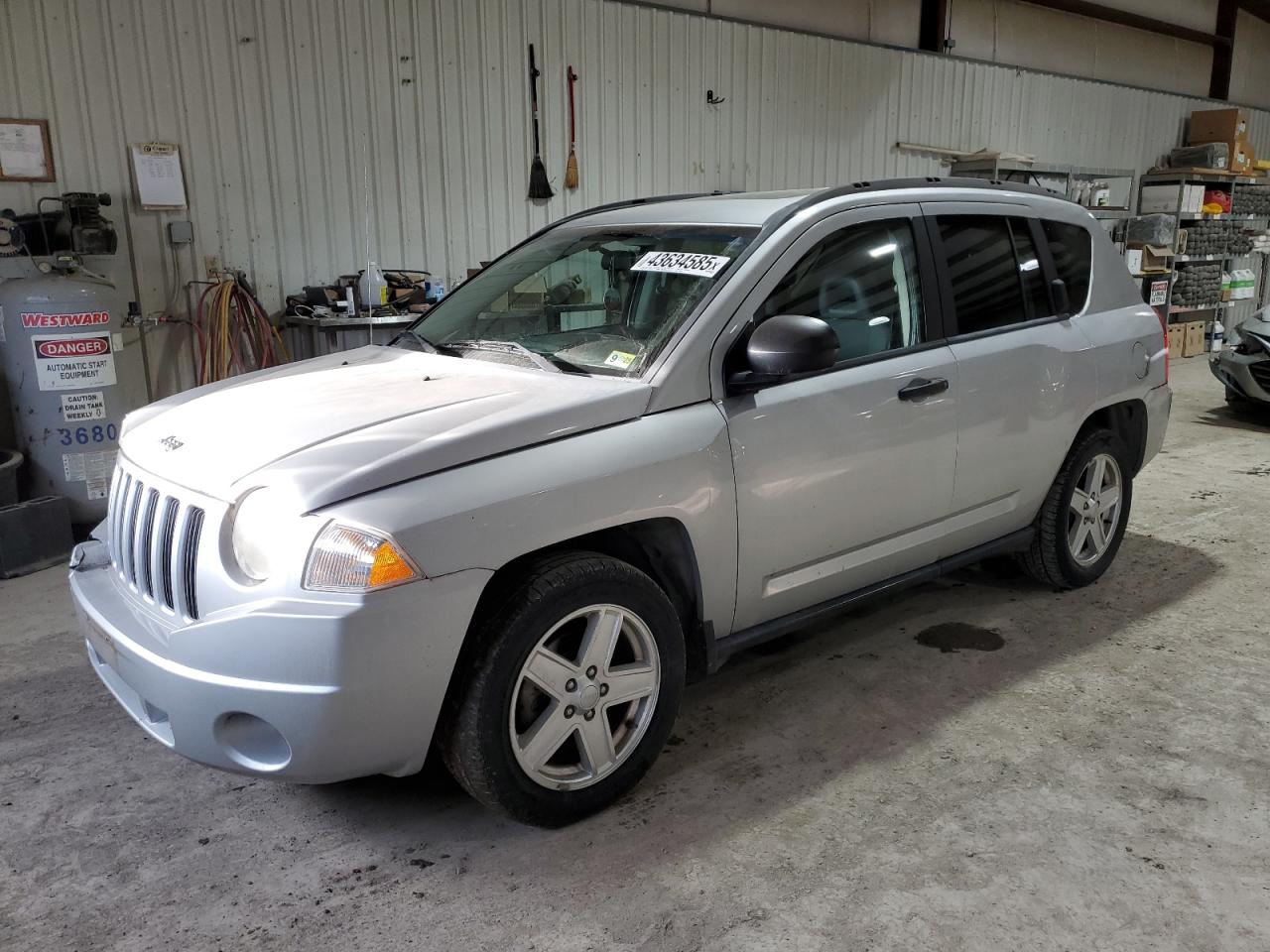 2007 Jeep Compass - Image 1