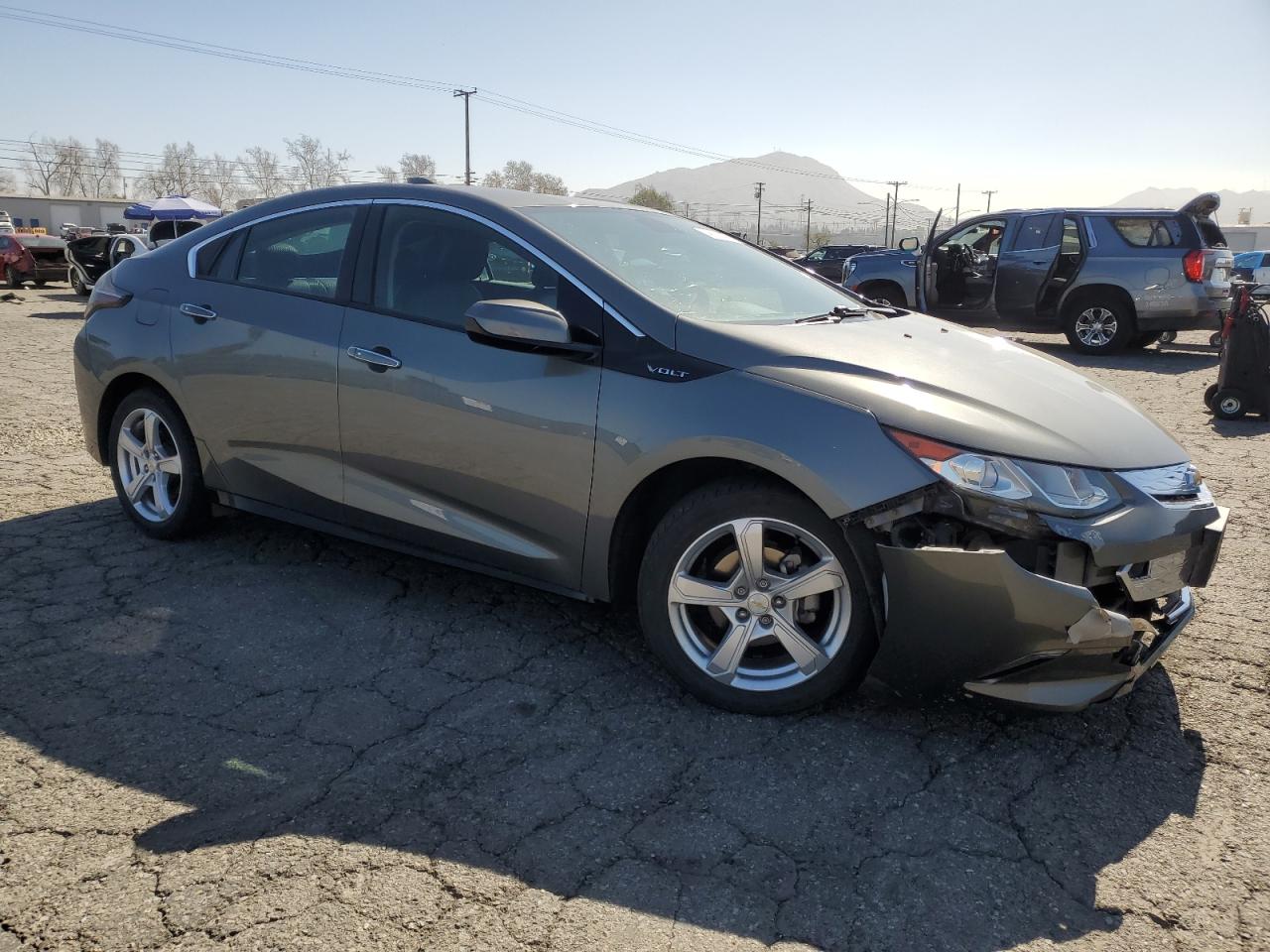 2017 Chevrolet Volt - Image 4