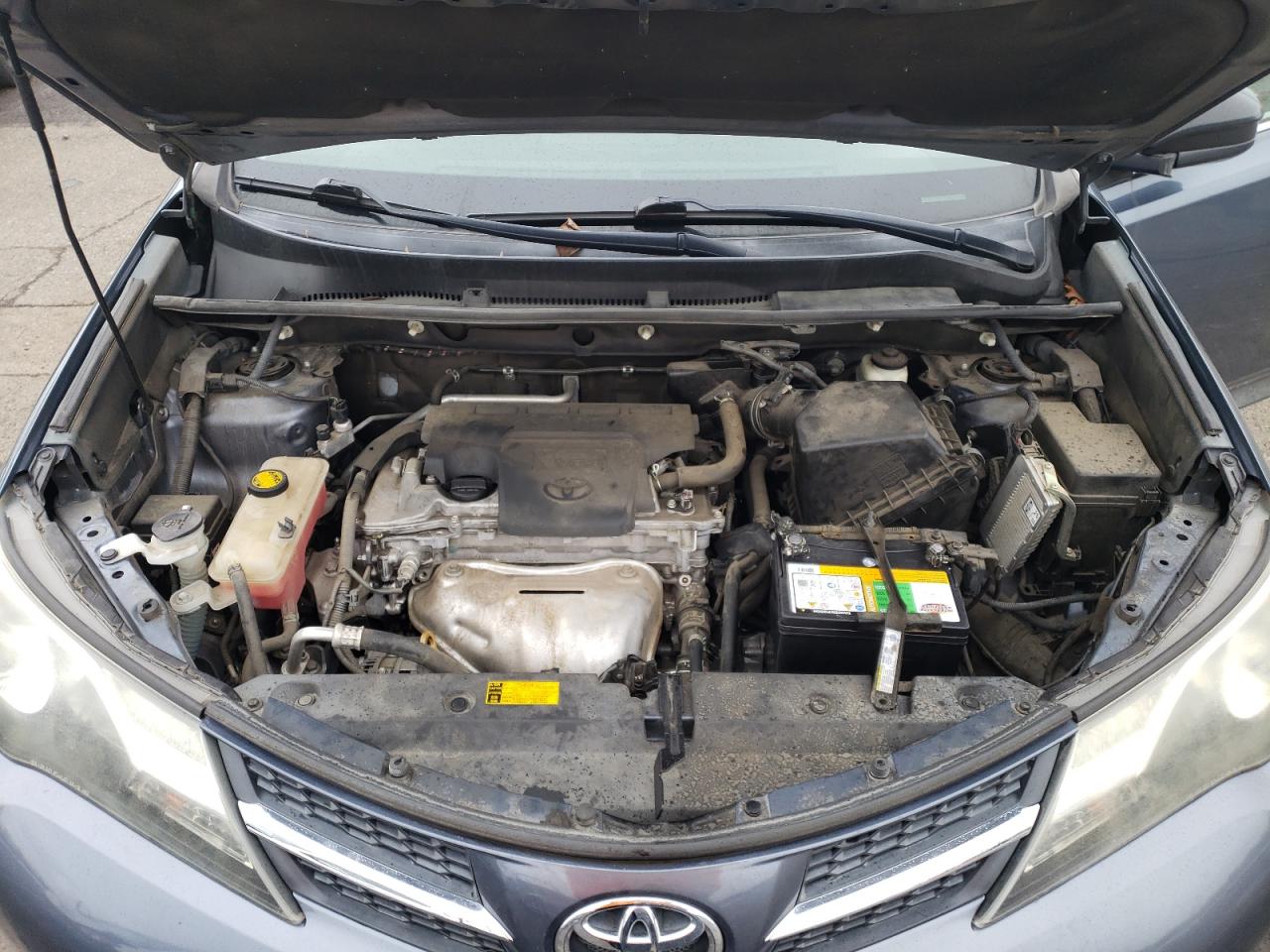 2013 Toyota RAV 4 - Image 12