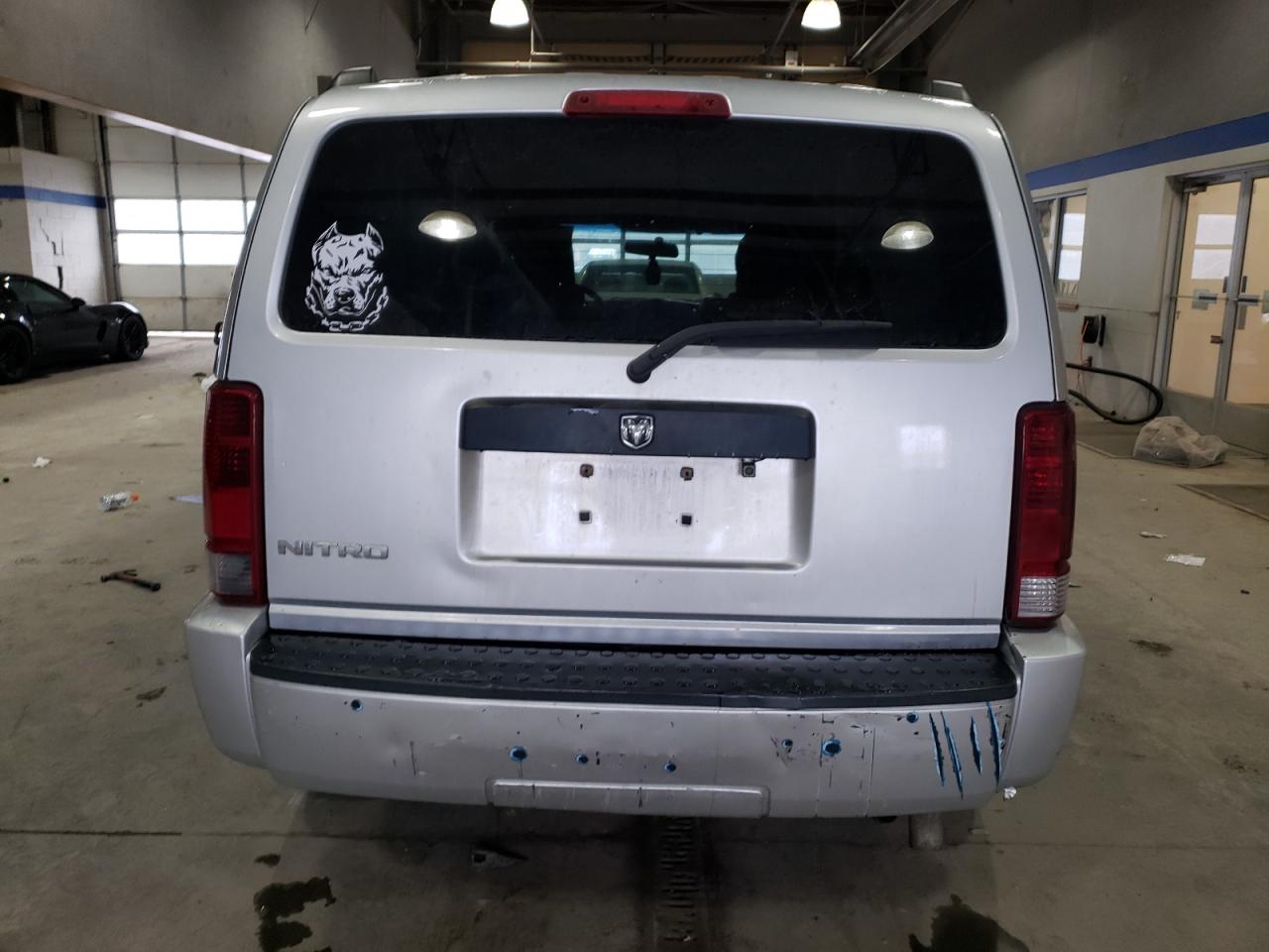 2008 Dodge Nitro - Image 6