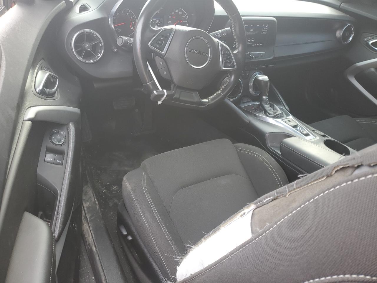 2021 Chevrolet Camaro - Image 8