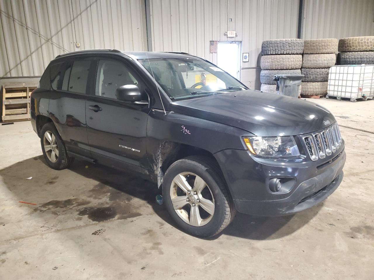 2016 Jeep Compass - Image 4
