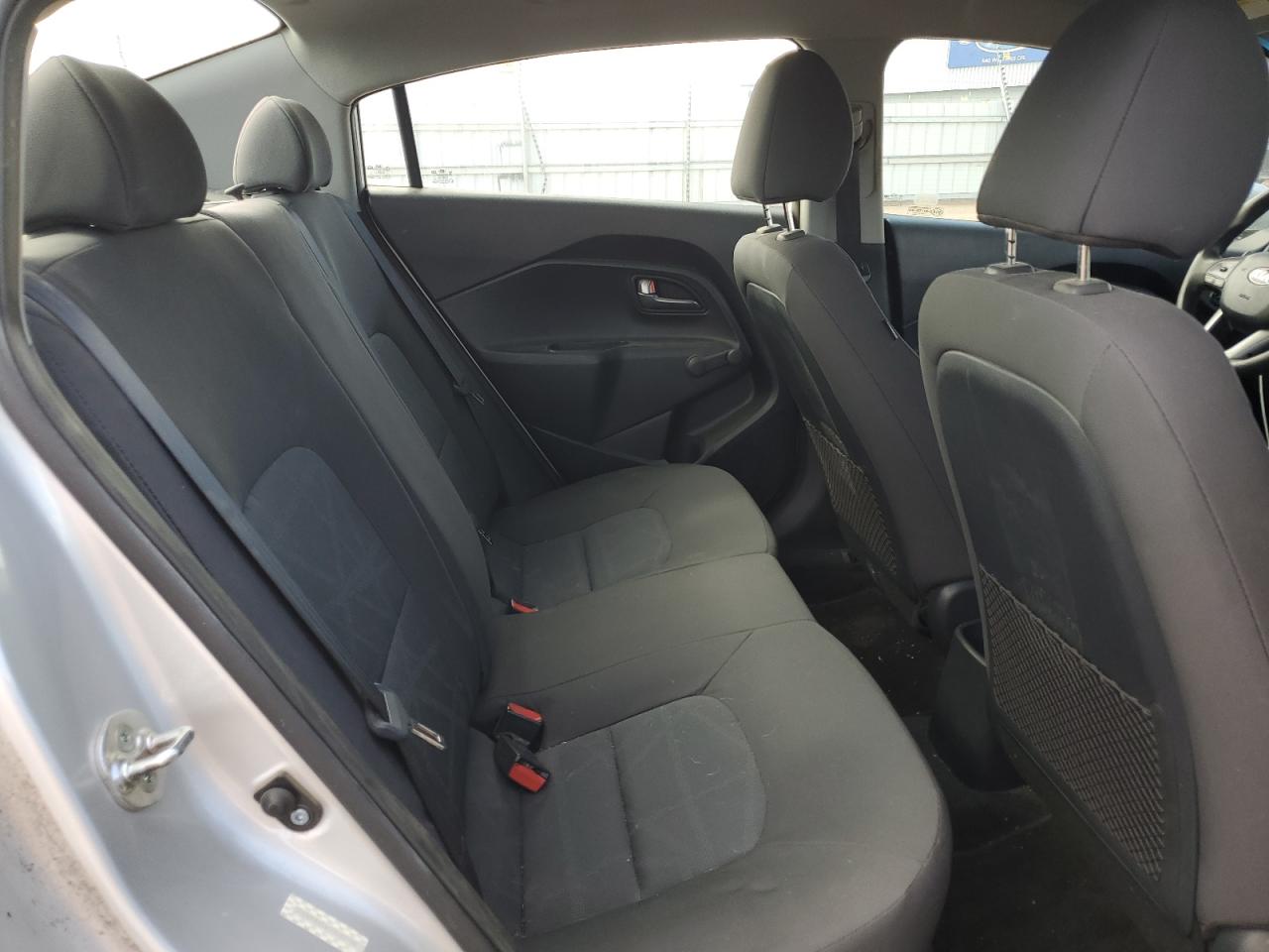 2015 Kia Rio - Image 10