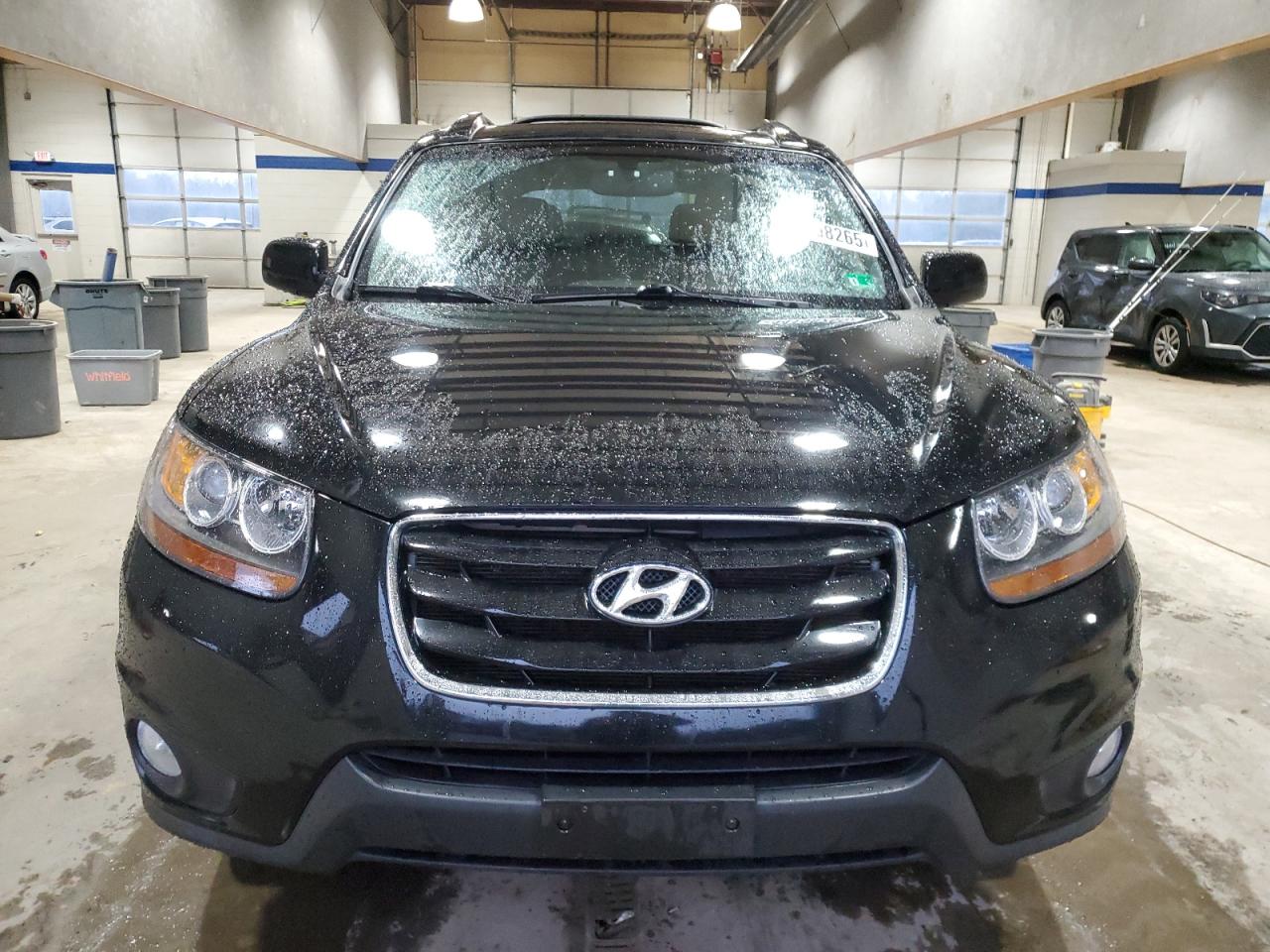 2010 Hyundai Santa Fe - Image 5