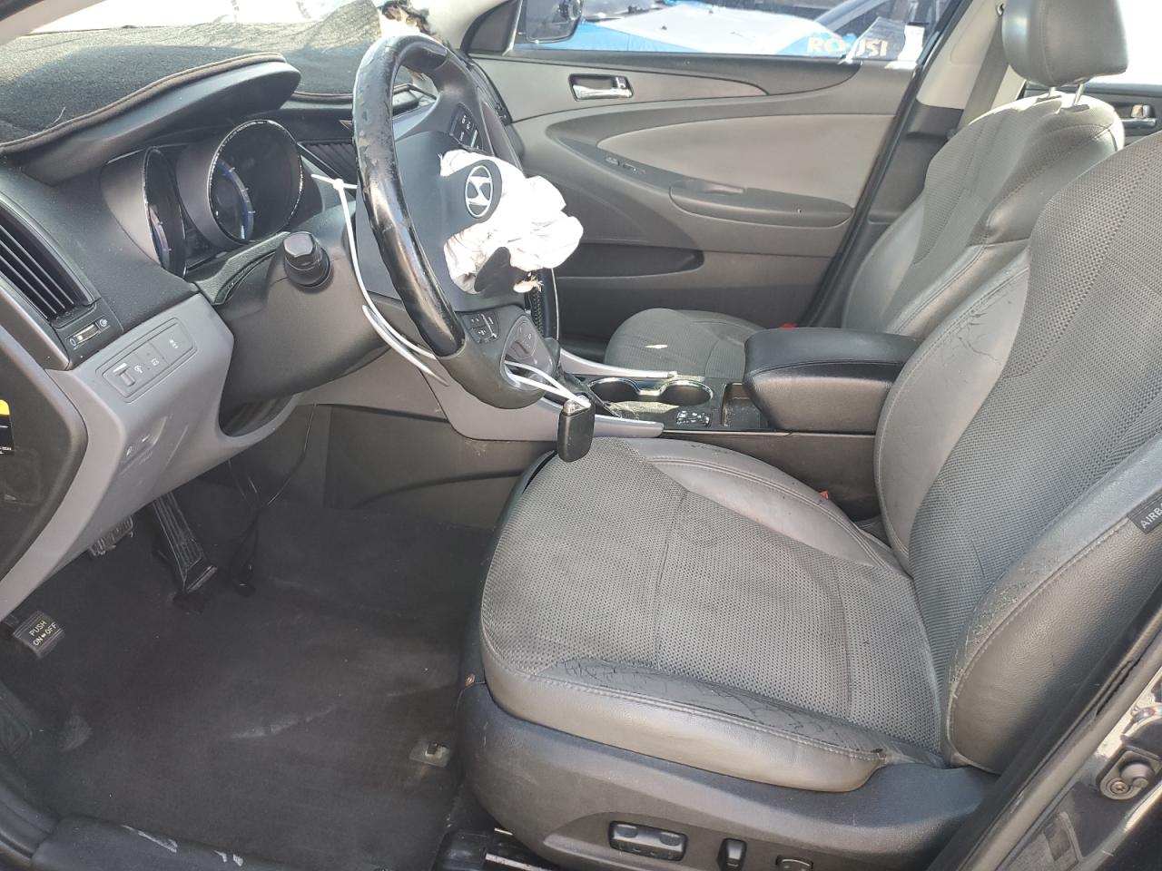 2013 Hyundai Sonata - Image 7