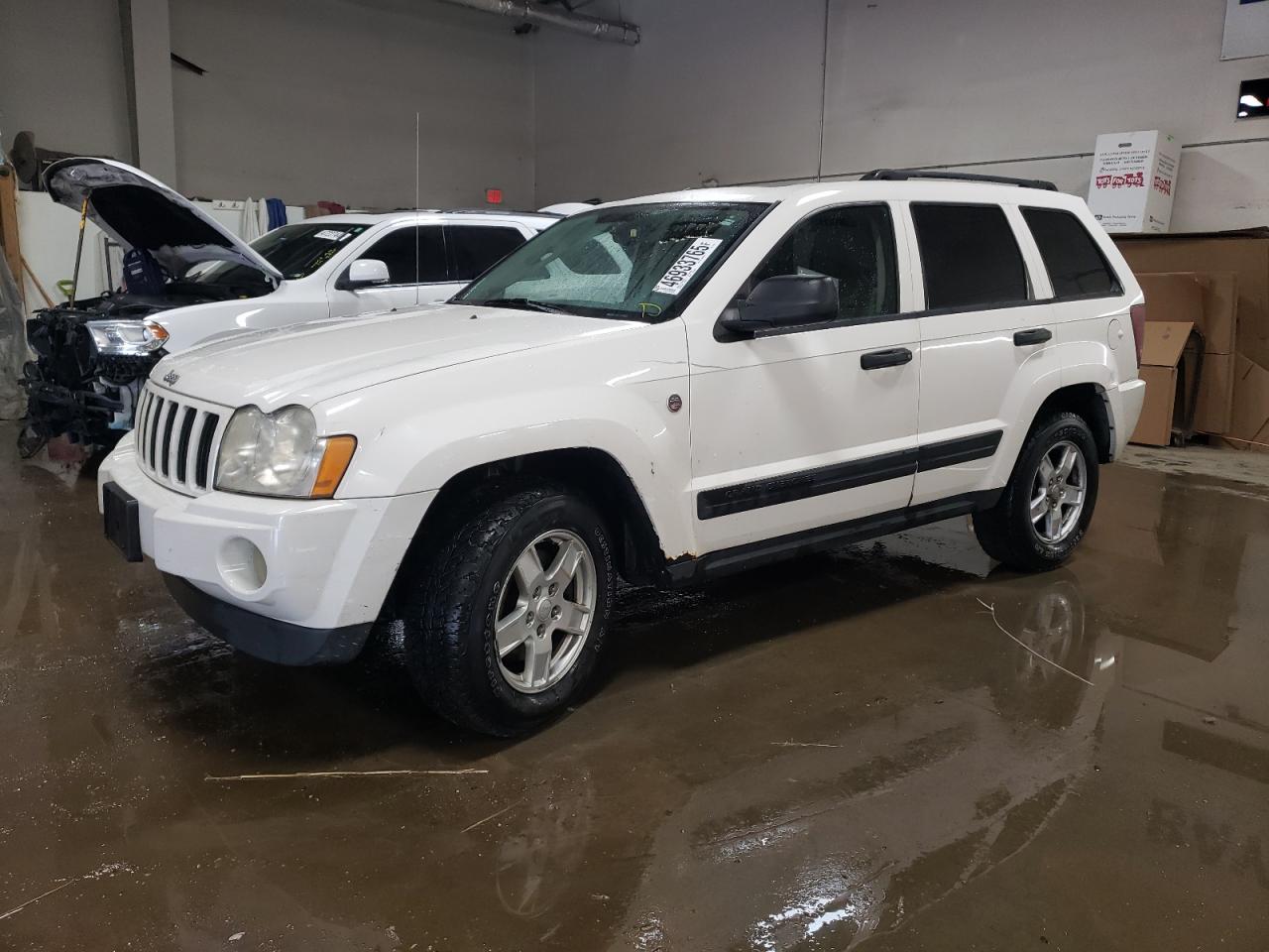 2005 Jeep Grand Cherokee - Image 1