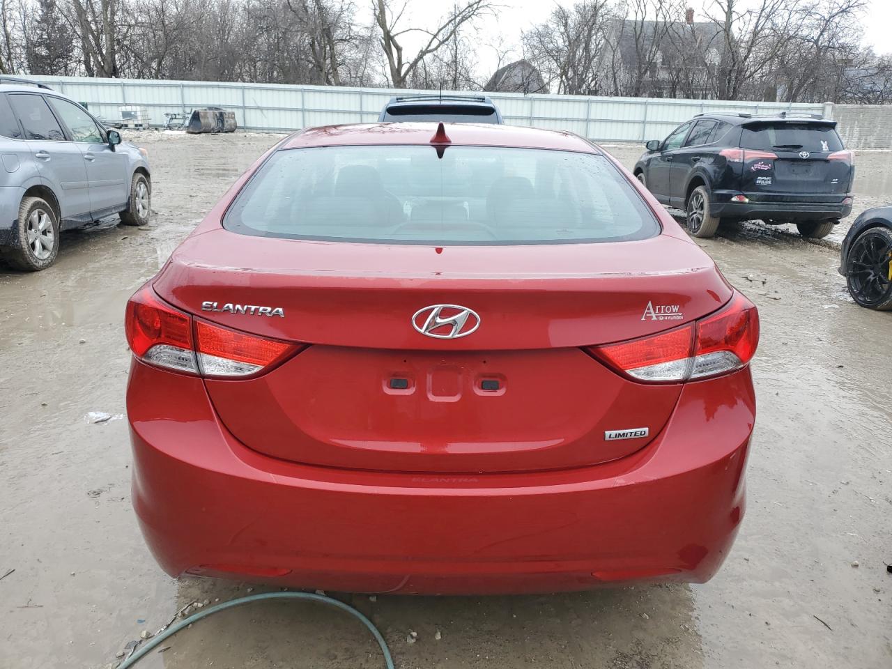 2013 Hyundai Elantra - Image 6
