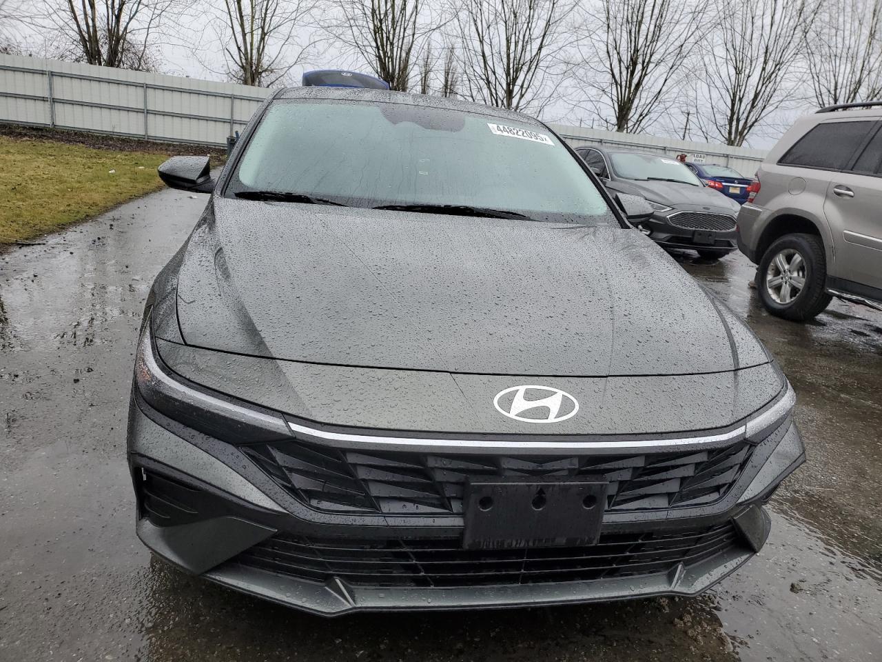 2024 Hyundai Elantra - Image 5