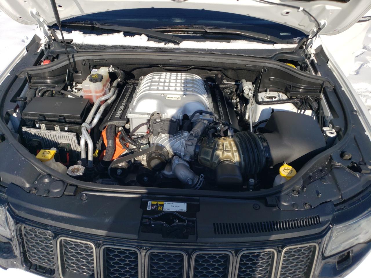 2018 Jeep Grand Cherokee - Image 11