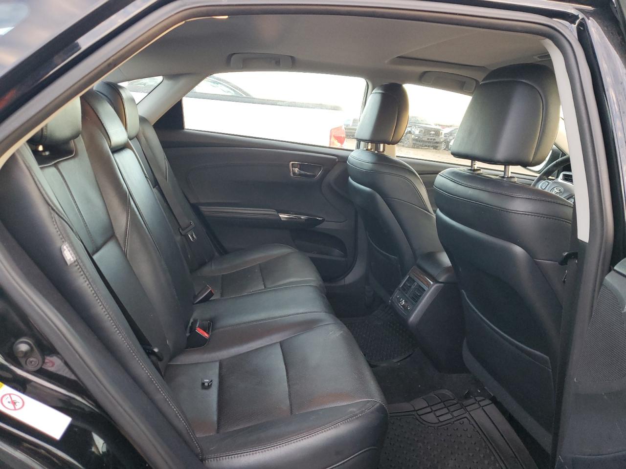 2014 Toyota Avalon - Image 10