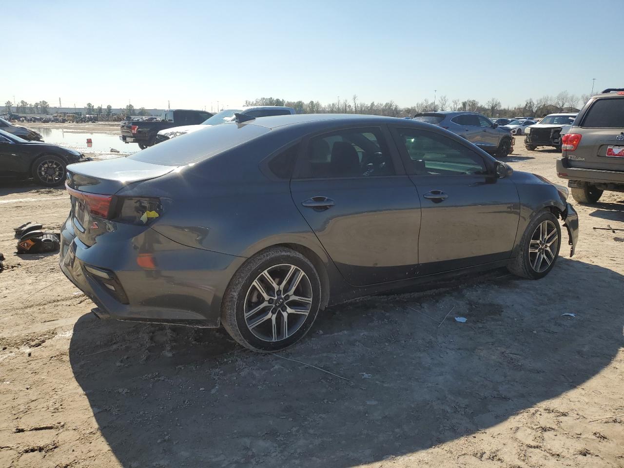 2019 Kia Forte - Image 3