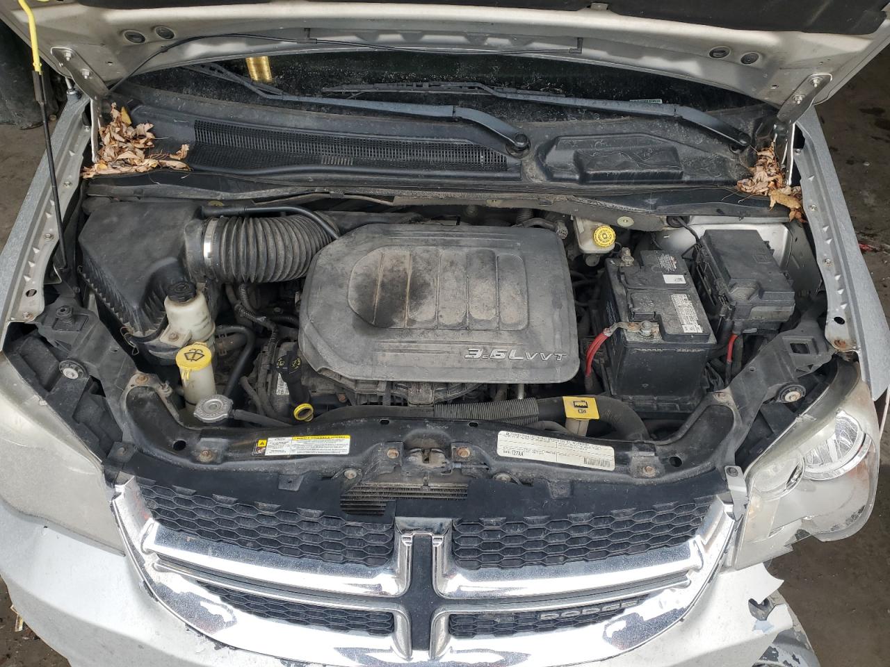 2011 Dodge Caravan - Image 12