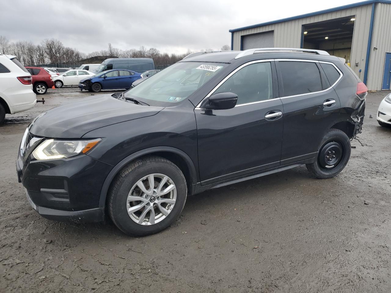 2017 Nissan Rogue - Image 1