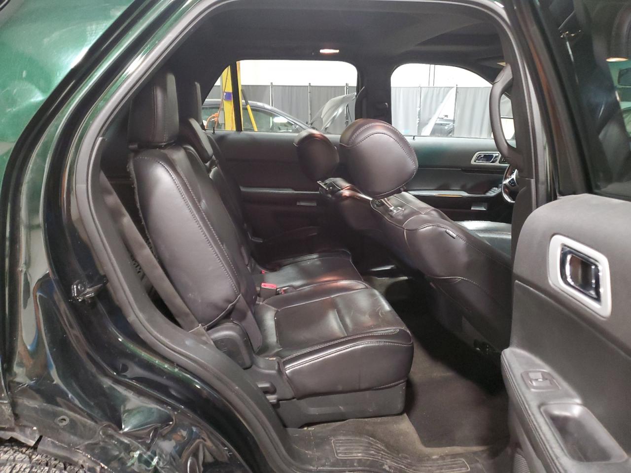 2013 Ford Explorer - Image 11