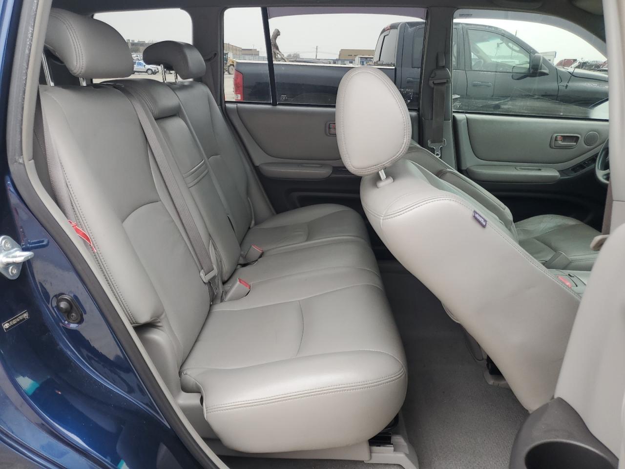 2007 Toyota Highlander - Image 11