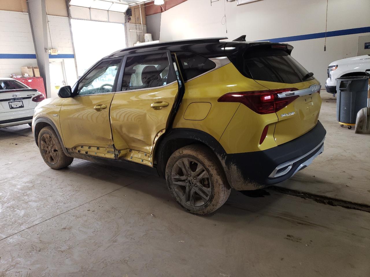 2023 Kia Seltos - Image 2