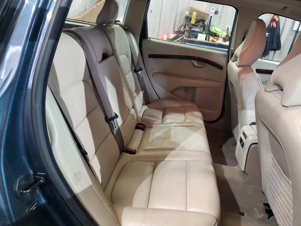 2009 Volvo XC70 - Image 10