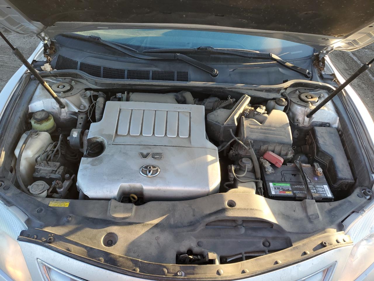 2011 Toyota Camry - Image 11