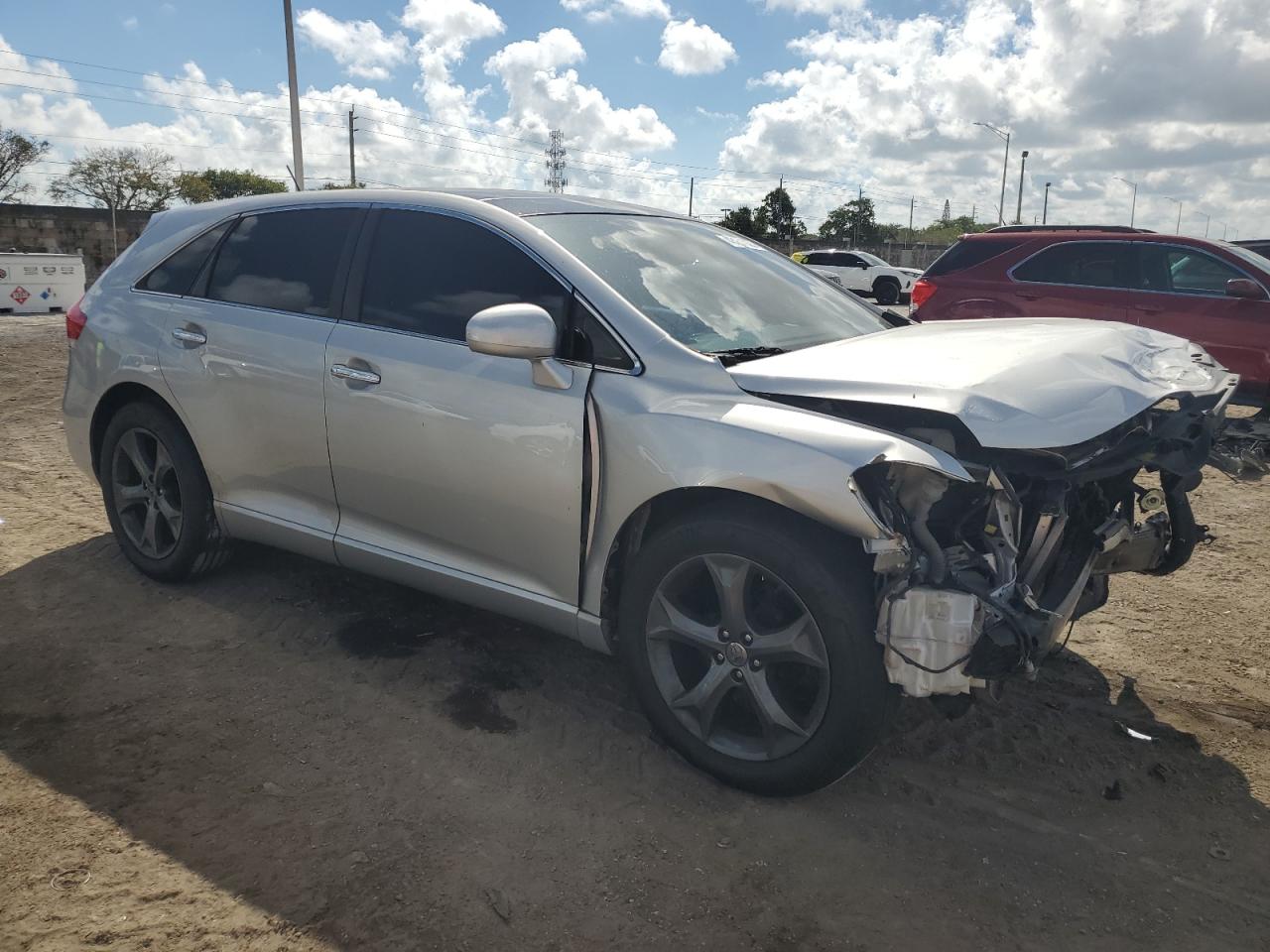 2011 Toyota Venza - Image 4