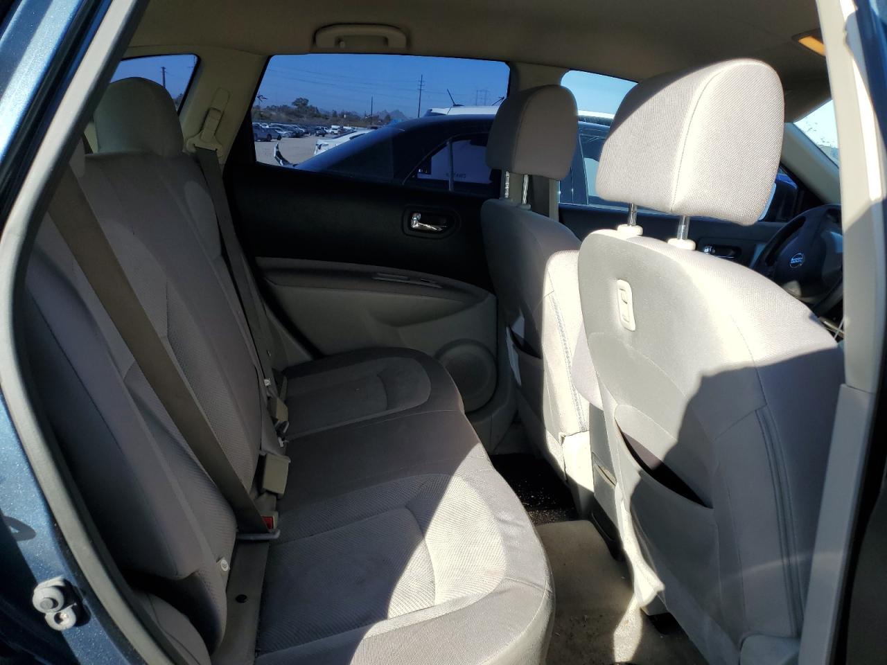 2013 Nissan Rogue - Image 10