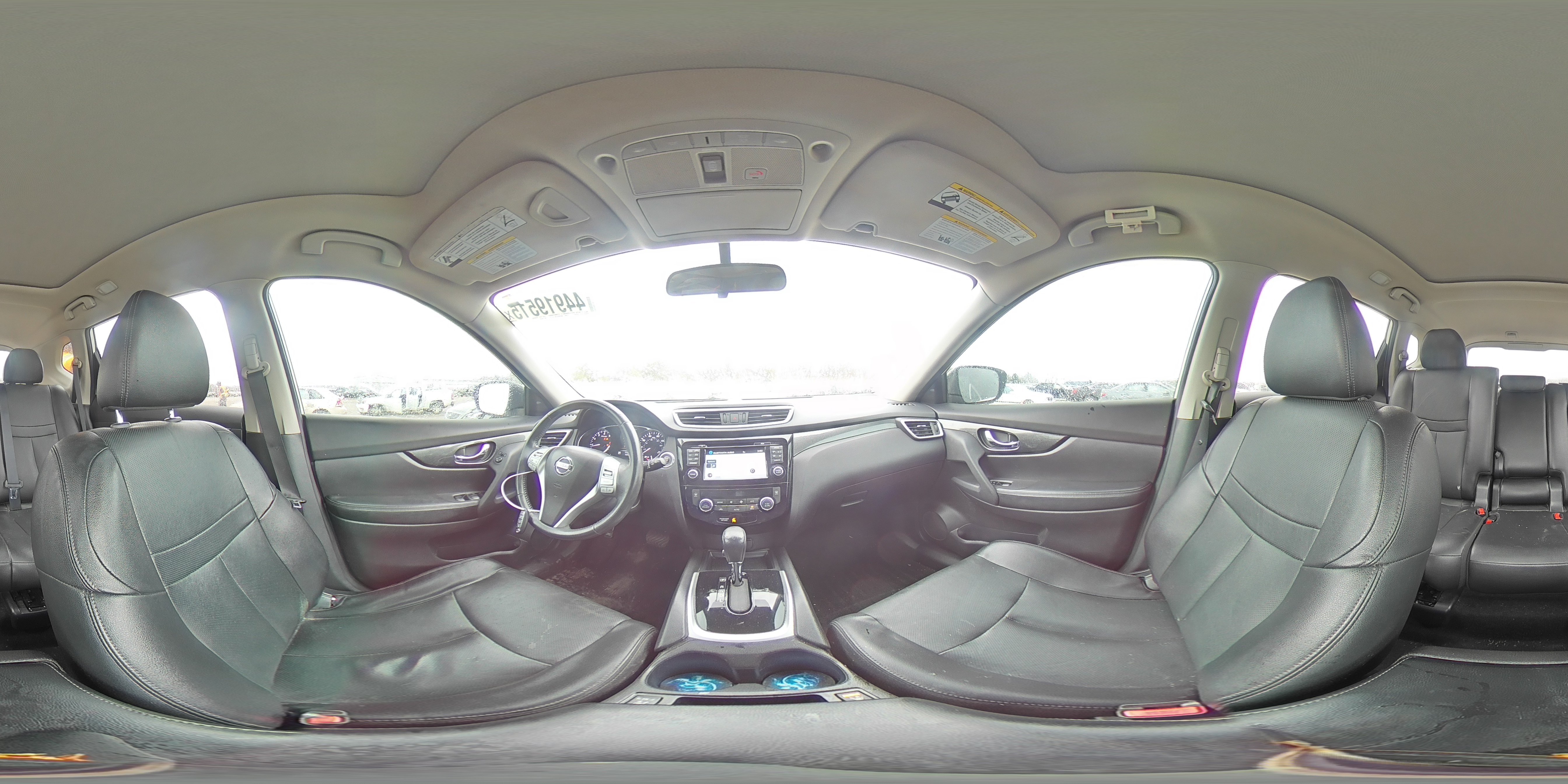 2016 Nissan Rogue - Image 14
