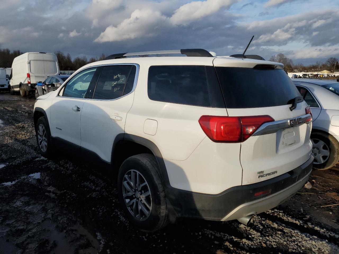 2019 GMC Acadia - Image 2