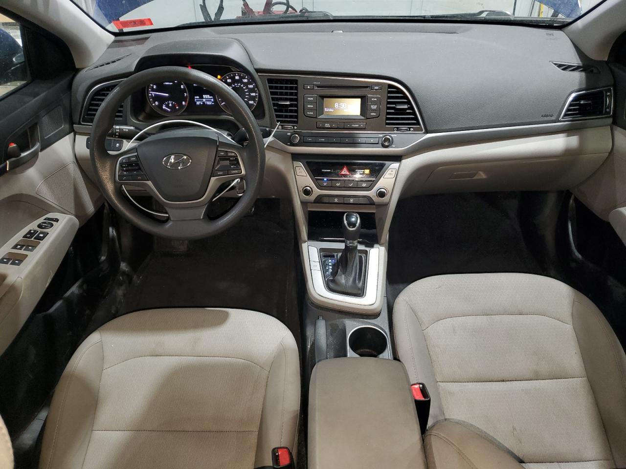 2018 Hyundai Elantra - Image 8