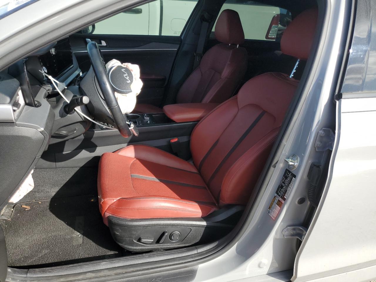 2024 Kia K5 - Image 7