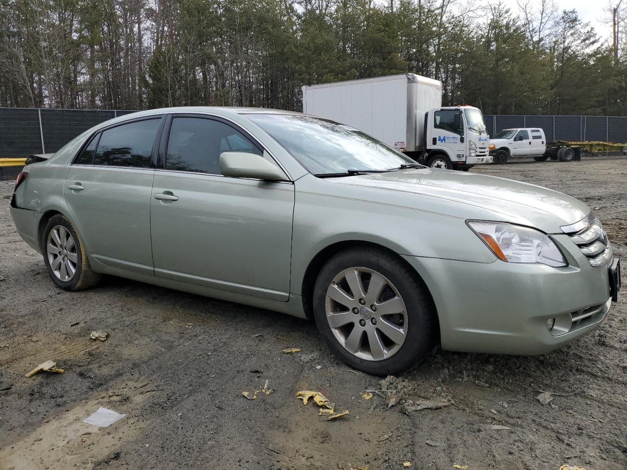 2006 Toyota Avalon - Image 4
