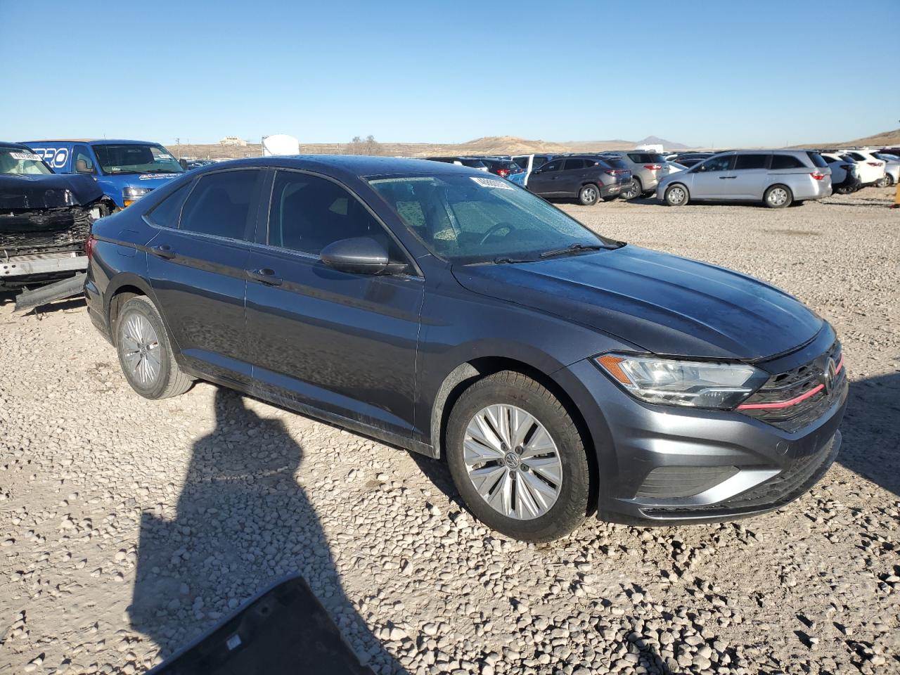 2019 Volkswagen Jetta - Image 4