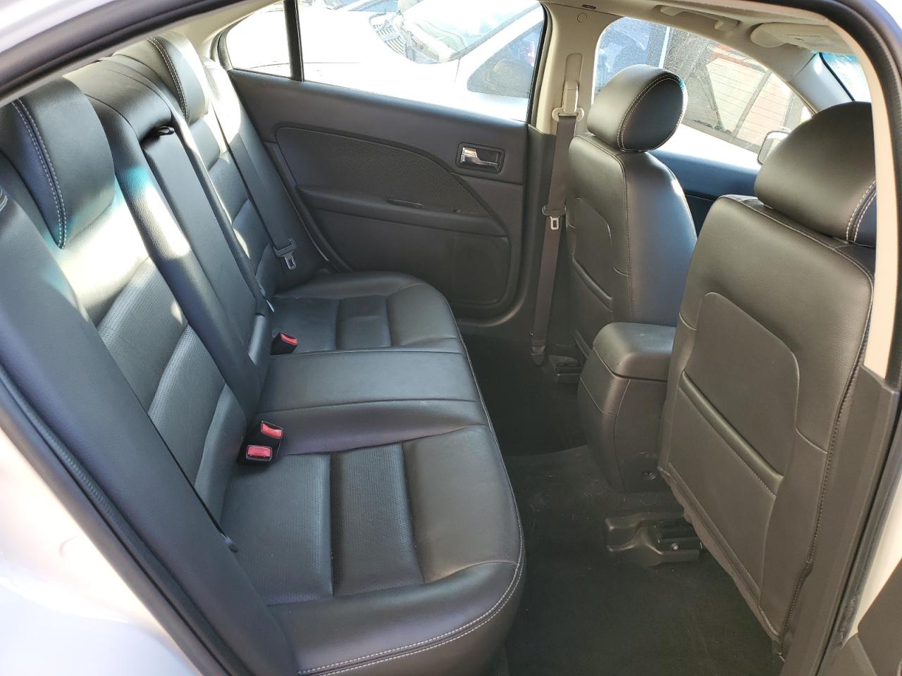 2008 Ford Fusion - Image 10