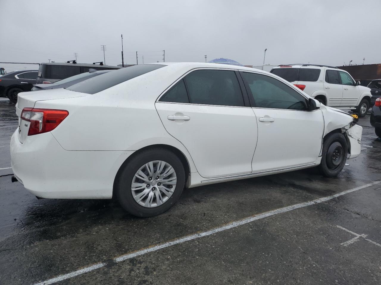 2013 Toyota Camry - Image 3