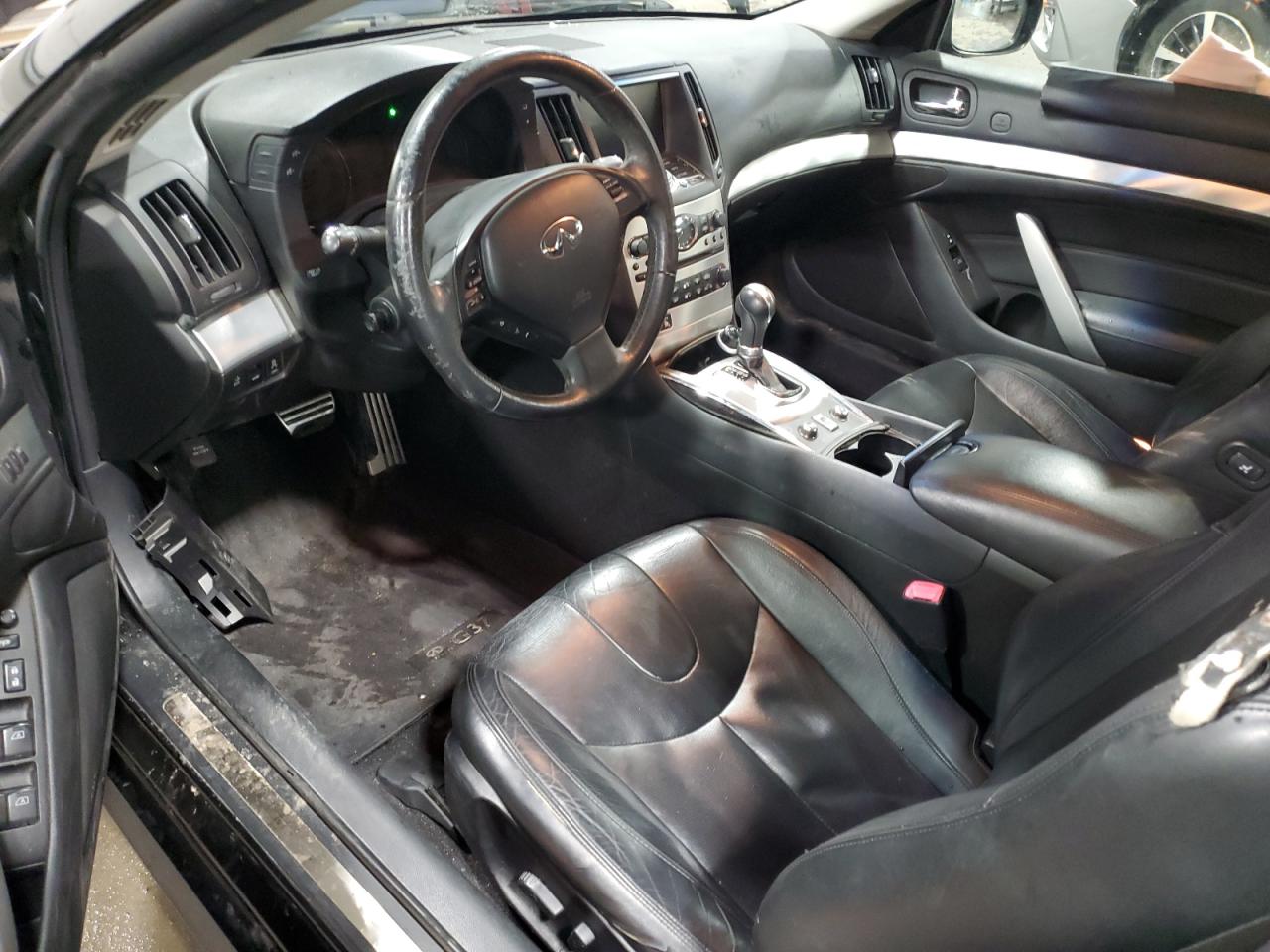 2012 Infiniti G - Image 8