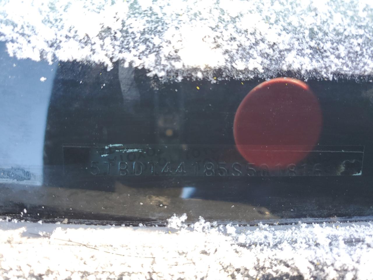 2005 Toyota Tundra - Image 14