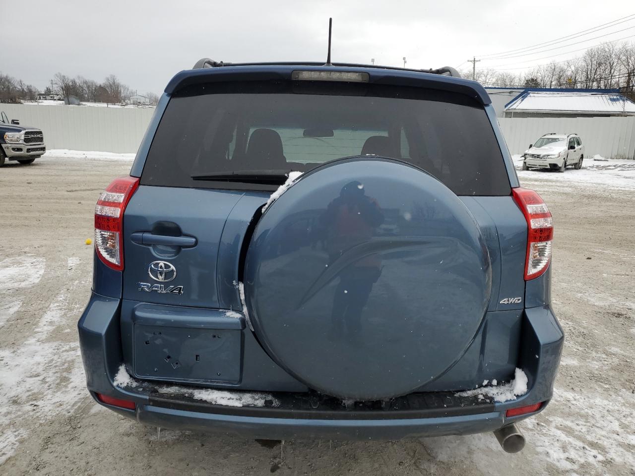 2011 Toyota RAV 4 - Image 6