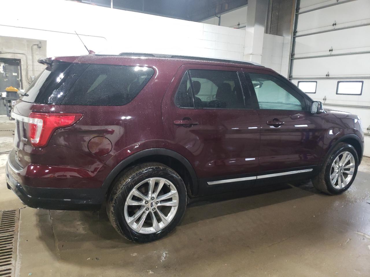 2018 Ford Explorer - Image 3