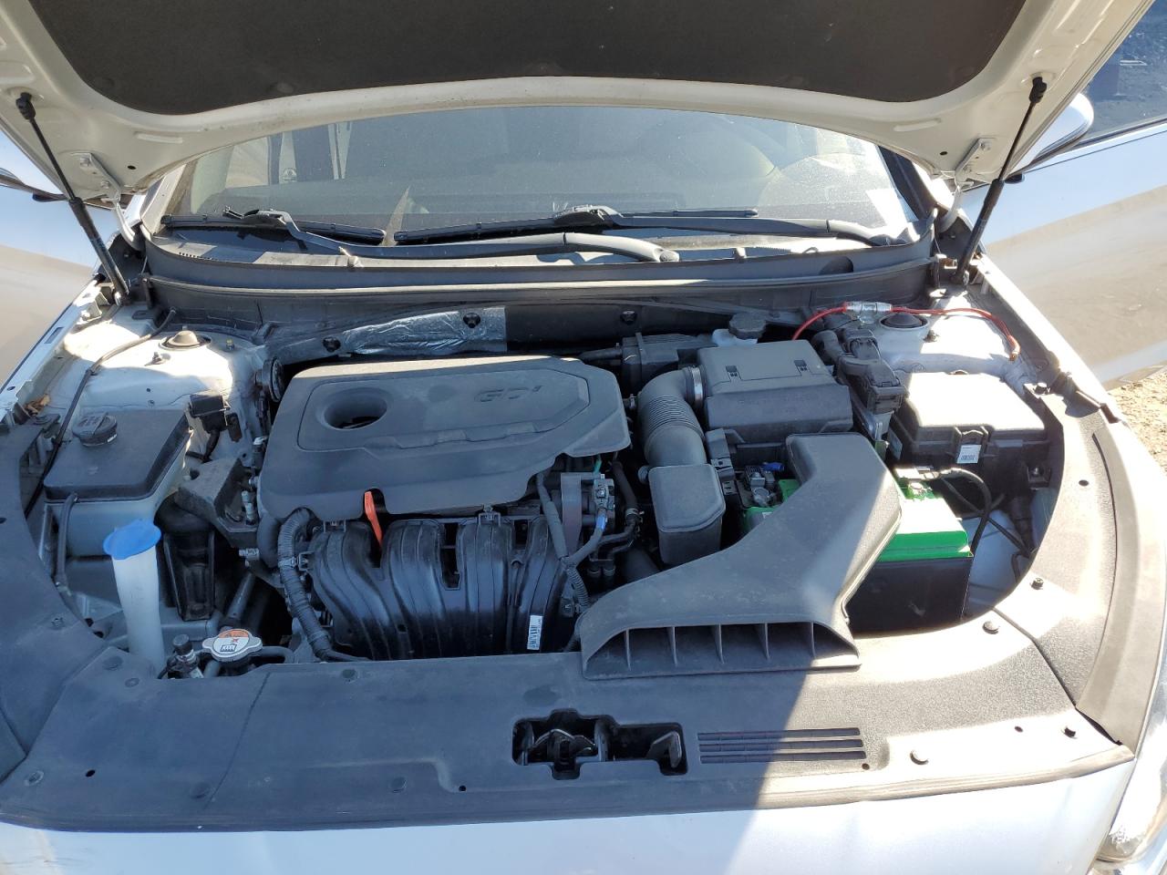 2018 Hyundai Sonata - Image 13
