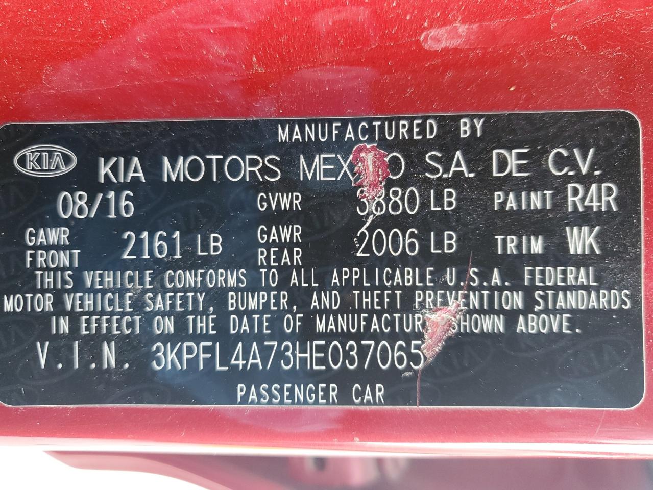 2017 Kia Forte - Image 12