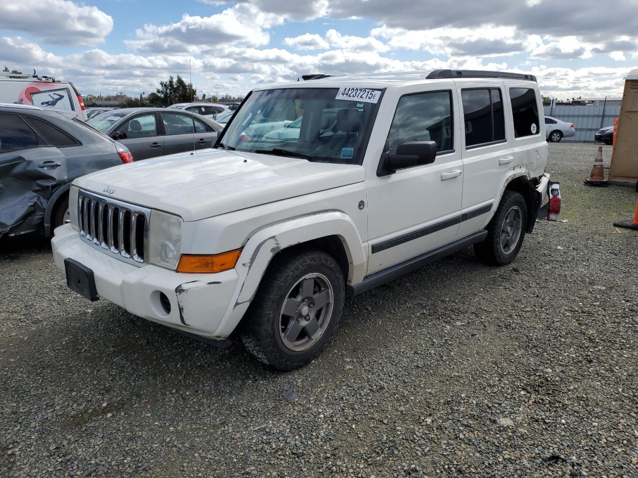 2007 Jeep Commander - Image 1