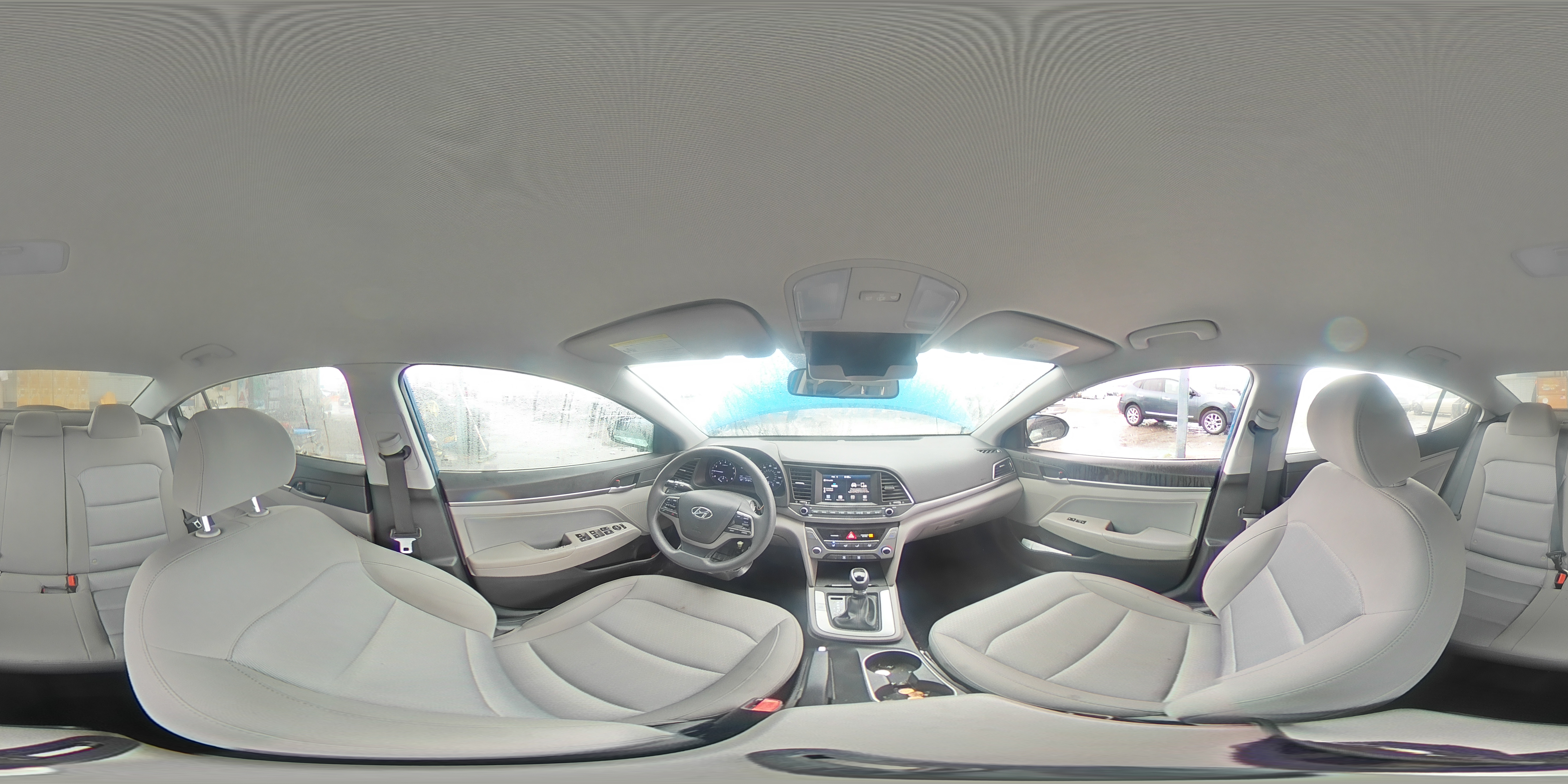 2017 Hyundai Elantra - Image 12