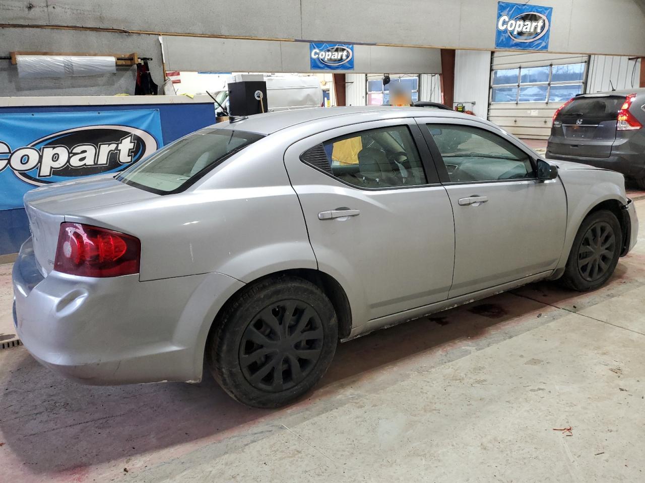 2013 Dodge Avenger - Image 3