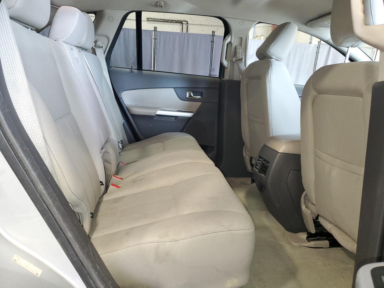 2012 Ford Edge - Image 11