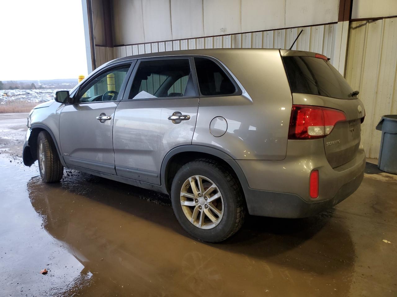 2014 Kia Sorento - Image 2