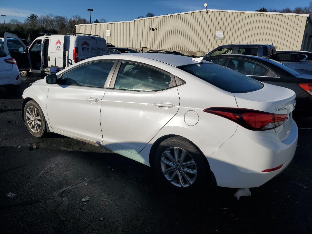 2016 Hyundai Elantra - Image 2