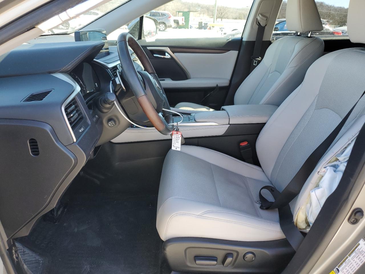 2022 Lexus RX - Image 7